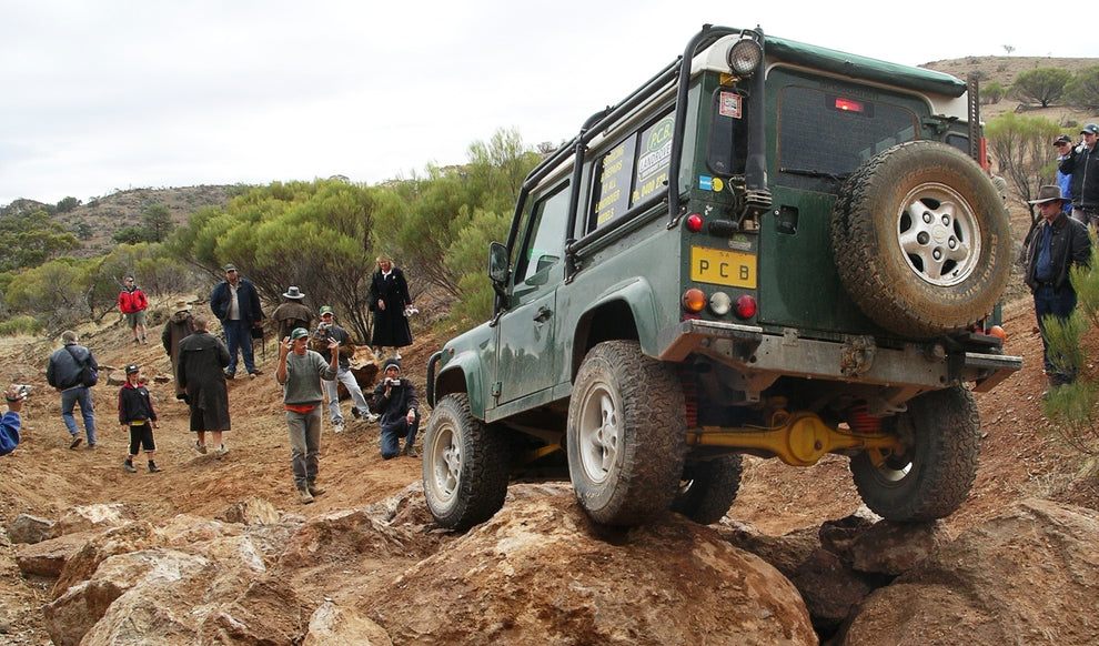 PCB Independent Land Rover Specialists – PCB Landrovers